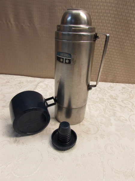 METAL HAND WARMER AND THERMOS