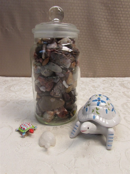 TURTLE COLLECTION AND JAR OF GORGEOUS POLISHED STONES