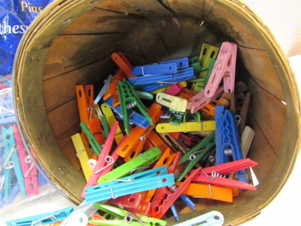 WIRE AND BUCKET OF CLOTHESPINS