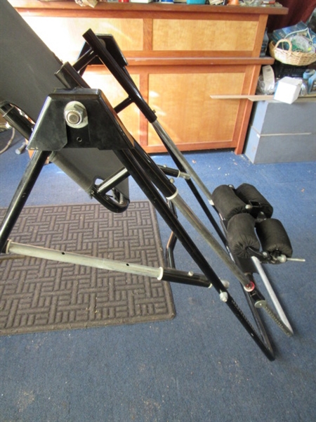 INVERSION TABLE TO RELIEVE YOUR ACHING BACK