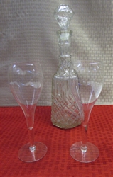 DECANTER AND WINE GLASS SET