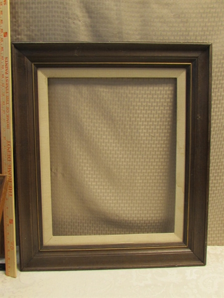 VARIOUS WOOD PICTURE FRAMES
