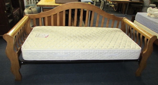 DAYBED WITH TWIN - SEALY POSTUREPEDIC MATTRESS