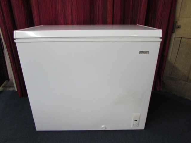 lot-detail-7-cubic-foot-chest-freezer