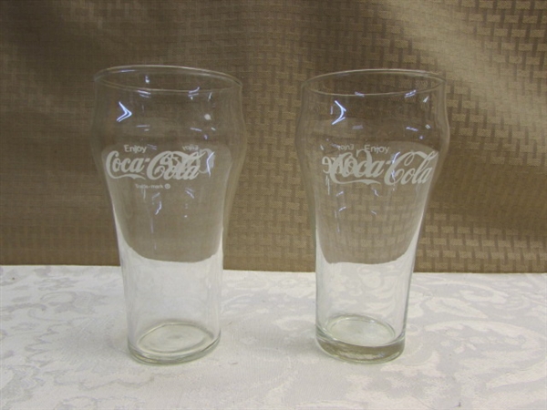 COCA-COLA MELAMINE TRAY & GLASSES