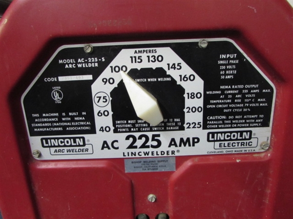 LINCOLN 225 AMP ARC WELDER