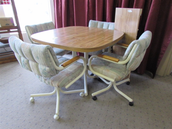 Lot Detail - KITCHEN TABLE WITH 4 ROLLING CHAIRS