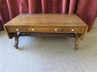 VINTAGE COFFEE TABLE WITH DRAWER