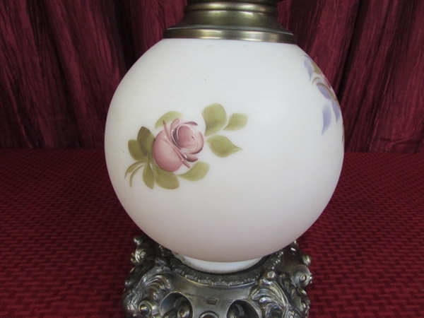 FLORAL TABLE LAMP