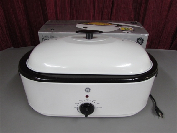 GE ROASTER WITH BUFFET TRAY