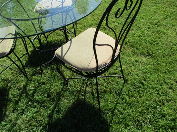CIRCULAR WROUGHT IRON TABLE WITH 3 CHAIRS