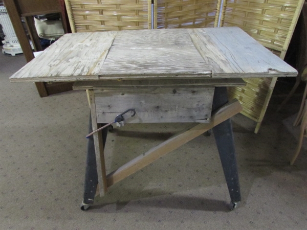 PORTABLE WORK TABLE