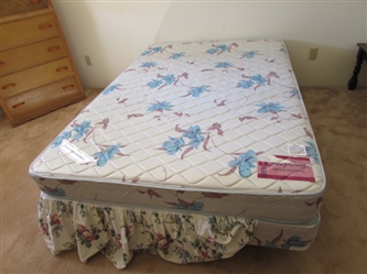 FULL/DOUBLE SIZE MATTRESS AND BED FRAME