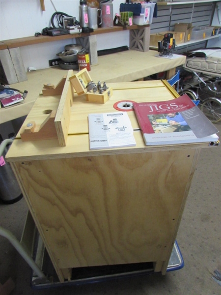CUSTOM MADE ROUTER TABLE AND ACCESSORIES