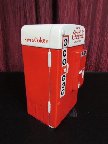 COCA-COLA VENDING MACHINE COOKIE JAR