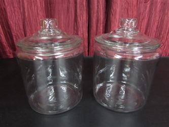 GLASS JARS WITH LIDS