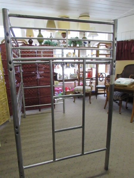 METAL LOFT BED FRAME - FOR PARTS/REPAIR OR UPCYCLE