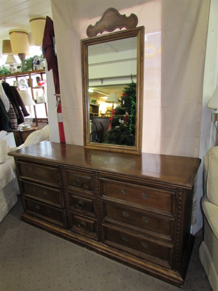 LARGE DRESSER WITH MIRROR