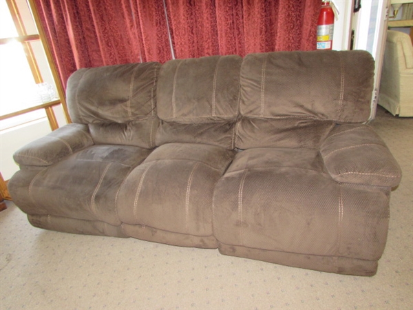 ELECTRIC DUAL RECLINING SOFA - NEEDS A MOTOR ON ONE SIDE