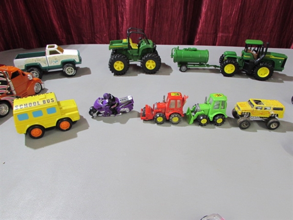 LOTS OF CARS & TRUCKS FOR THE LITTLE ONE
