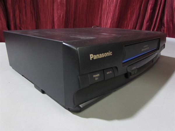 PANASONIC TV & VCR