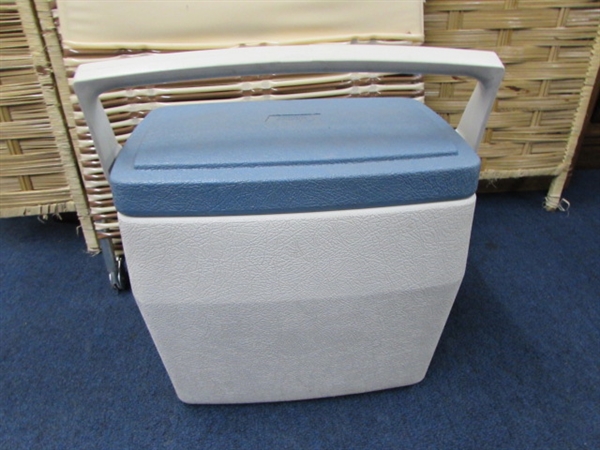 COLEMAN PERSONAL ICE CHEST & LOUNGE CHAIR