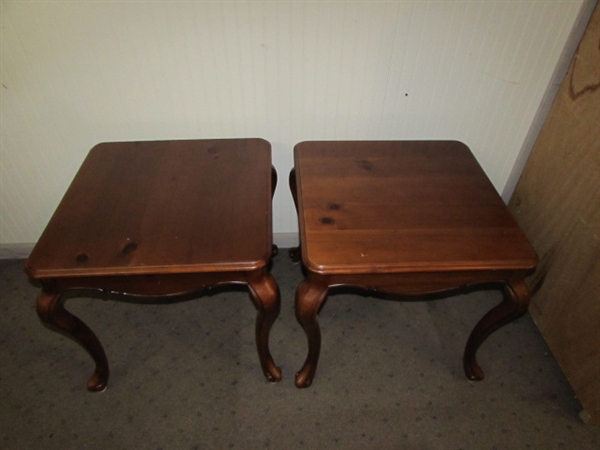 STUNNING PAIR OF BOMBAY SIDE TABLES