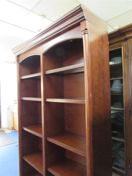 BEAUTIFUL LIGHTED DOUBLE BOOKCASE