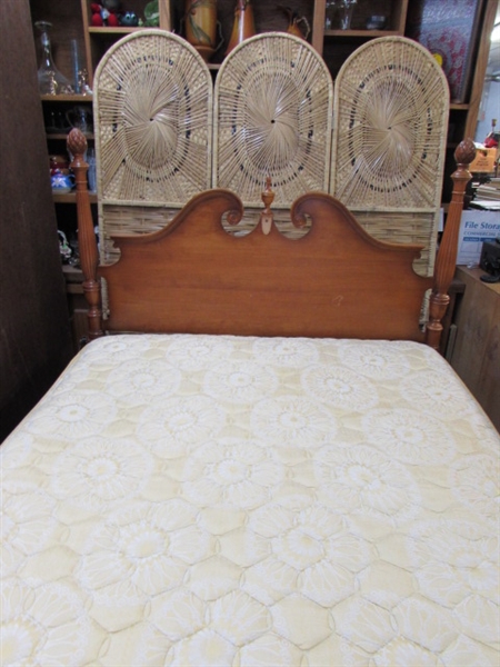 ANTIQUE WOOD FULL SIZE BED WITH MATTRESS & BOXSPRING