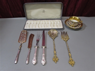 STAINLESS & GOLD-TONE SERVING SETS