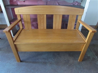 BENCH WITH STORAGE