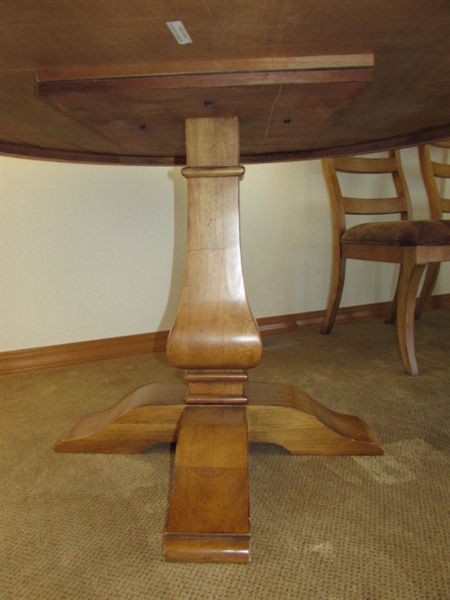 DICK IDOL MISSION VALLEY 54 ROUND KITCHEN TABLE & 4 CHAIRS