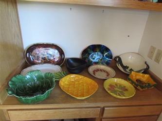 VARIETY OF SERVING DISHES & PIE PLATES