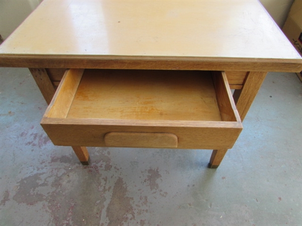 OAK TABLE/DESK WITH DOVETAIL DRAWER