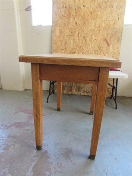 OAK TABLE/DESK WITH DOVETAIL DRAWER