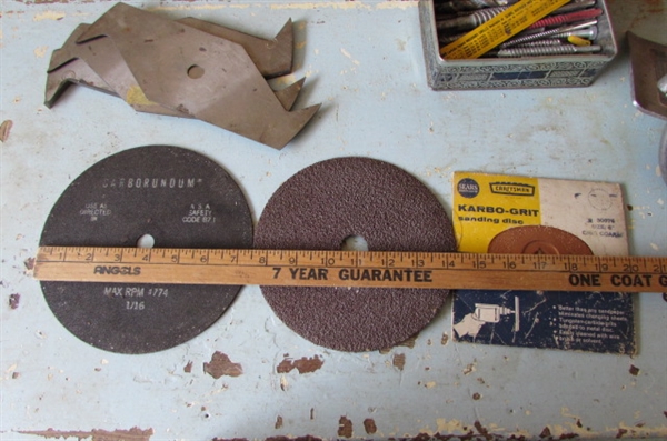 PORTER CABLE 7 CIRCULAR SAW, MISC SAW BLADES, AND CONCRETE BIT ASSORTMENT