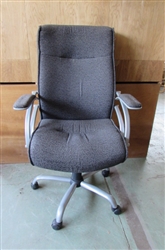 HIGH BACK OFFICE CHAIR - *STABLE HANDS*