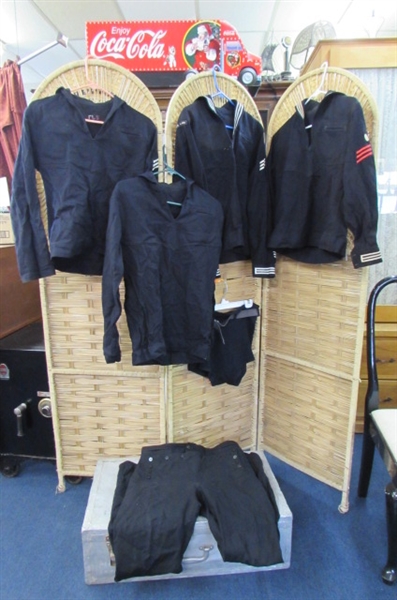 VINTAGE NAVAL OUTFITS WITH TRUNK