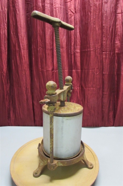 ANTIQUE CHEESE or SAUSAGE PRESS