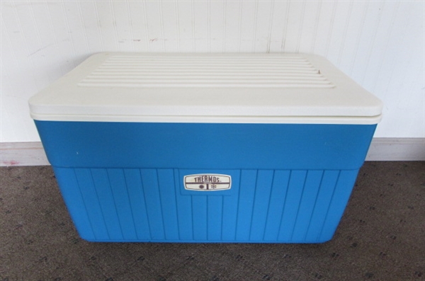 ICE CHEST, LUNCH BOXES & DRINK HOLDERS