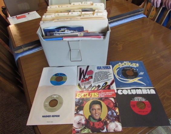 COLLECTION OF 45's INCLUDING ELVIS