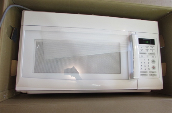 Magic Chef 1.6 cu. ft. Over the Range Microwave in White