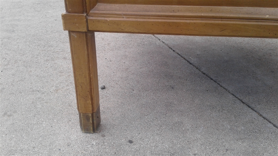 WOODEN AMERICAN CFL MARTINSVILLE END TABLE 