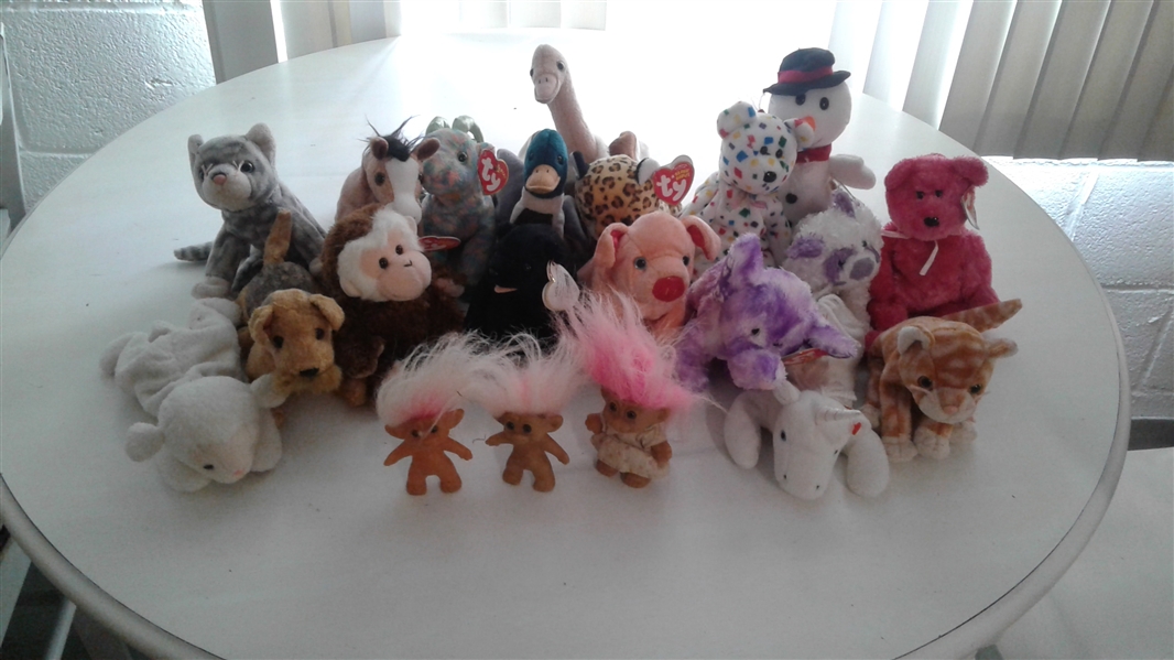 LOT OF TY BEANIE BABIES AND TROLLS