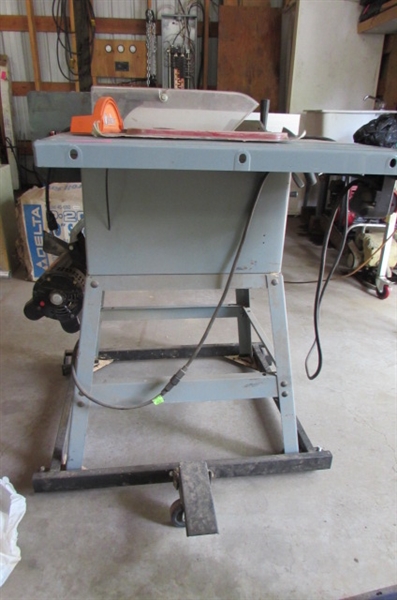 DELTA 10 TABLE SAW