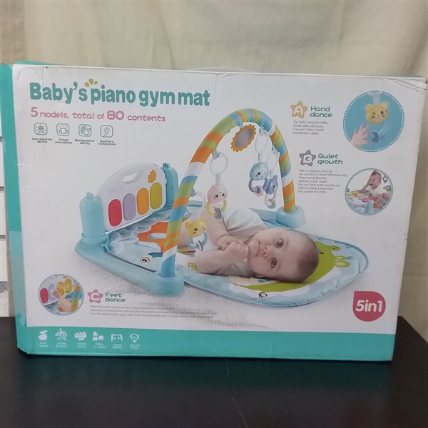 BABYS PIANO GYM MAT