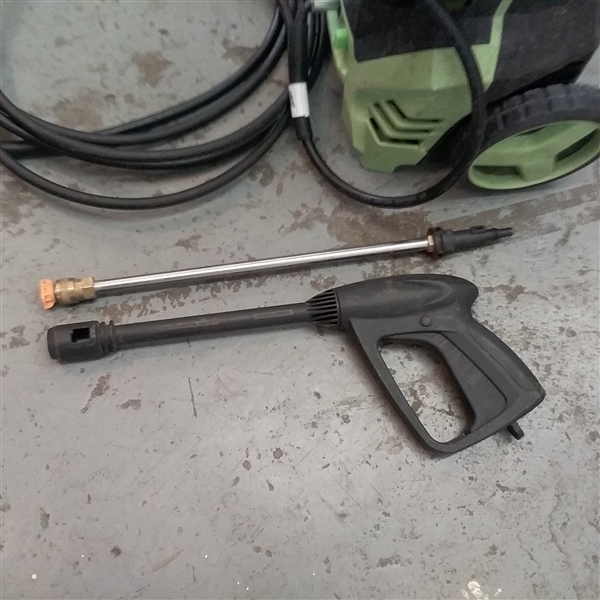 PRESSURE WASHER FOR PARTS OR REPAIR