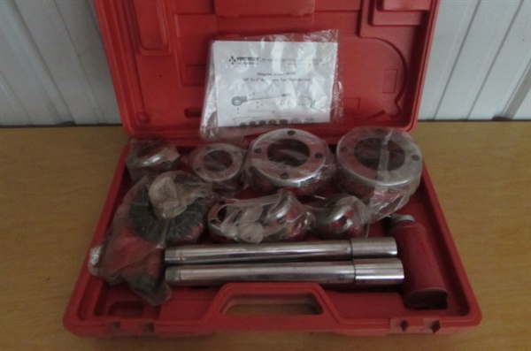 NORTHERN TOOL RATCHETING PIPE THREADER