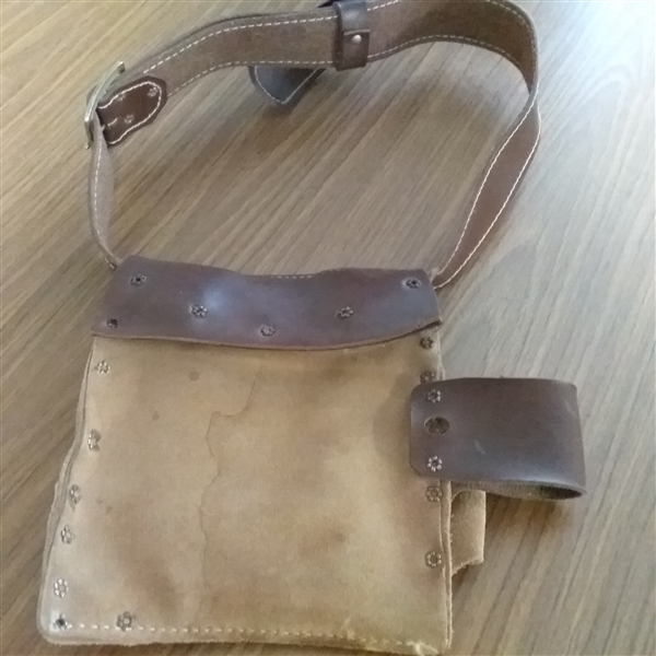 LEATHER TOOL POUCH