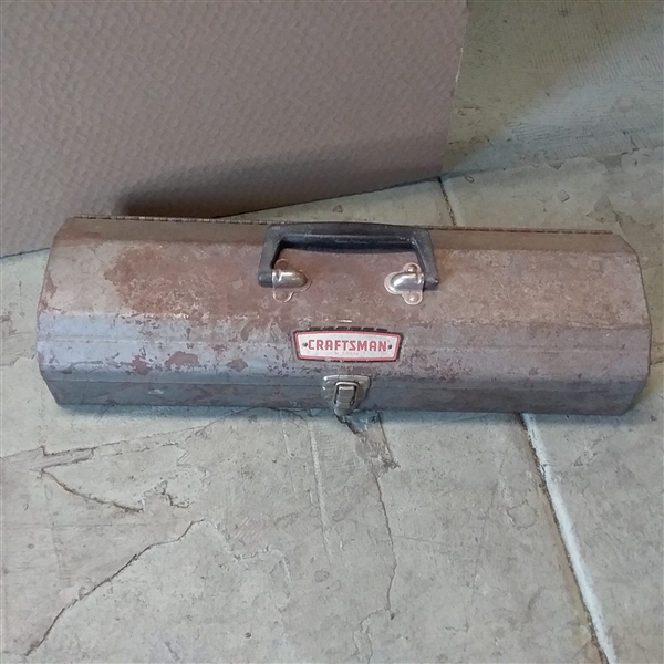 HOMELITE CHAINSAW FOR PARTS OR REPAIR & CRAFTSMAN TOOL BOX 